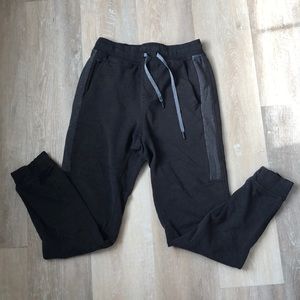 Lululemon men’s joggers
